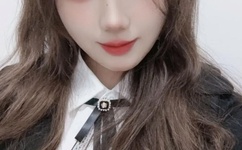 熟悉的捻着她的小核